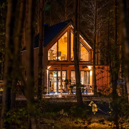 Holiday home Osada Lovelaski - Caloroczne Premium Z Balia, Sauna I Kominkiem