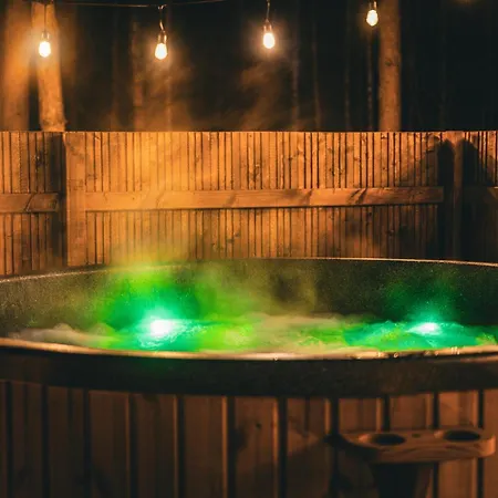Casa de Férias Osada Lovelaski - Balia Jacuzzi, Sauna I Kominek - Caloroczne Premium Laski (Tuchola)