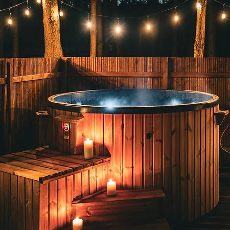 Osada Lovelaski - Balia Jacuzzi, Sauna I Kominek - Caloroczne Premium Laski (Tuchola)