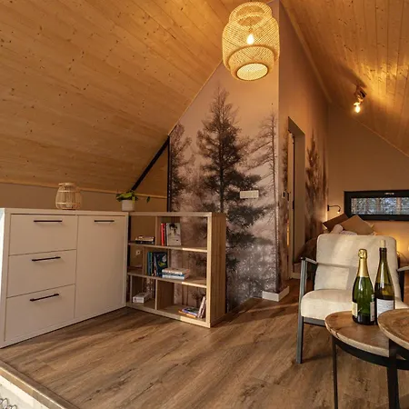 Feriehus Osada Lovelaski - Balia Jacuzzi, Sauna I Kominek - Caloroczne Premium *